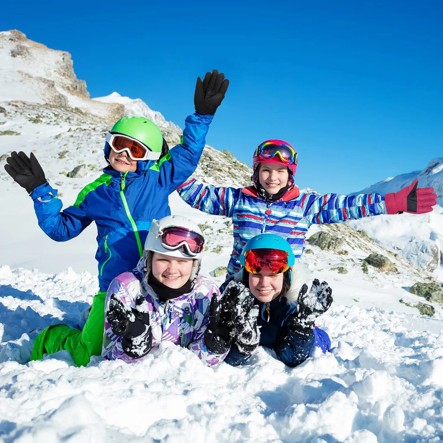 Hicarer 4 Pairs Winter Gloves for Kids Waterproof Snow Ski Gloves Warm Unisex Camouflage Clothes for Cold Weather Girls Boys Children
